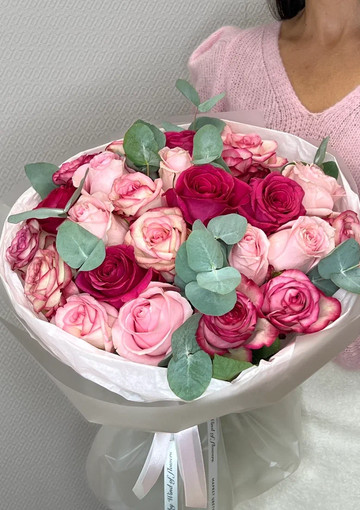 Букет цветов «Микс из Роз pink» 25штук — купить с доставкой
